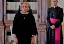 Viorica dăncilă a confirmat că va depune o moțiune de cenzură împotriva guvernului orban. Viorica DÄƒncilÄƒ A New Mistake In Meeting With The Prime Minister Of The Republic Of Macedonia Video