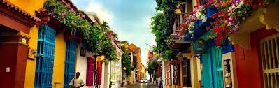 Saunter through the leafy plaza de bolivar, photographing multicolored streets like calle segunda de badillo. Spanischkurs In Cartagena Kolumbien