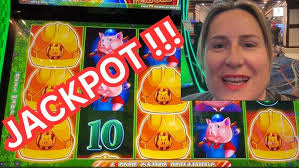 I got a WHEEL behind MANSION! Huff n' EVEN more Puff at Palms casino!