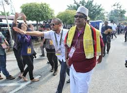 Sebarang perubahan waktu operasi kaunter terimaan hasil majlis perbandaran port dickson akan dimakluman dari semasa ke semasa.pic.twitter.com/zcmeljypzn. Calon Bebas Cetus Drama