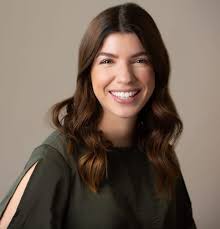 Jessica Mangiaracina's Instagram, Twitter & Facebook