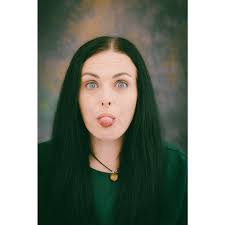 We love you to the moon and back', takes