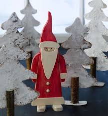 Holzdeko Fur Die Winterzeit Weihnachtsdeko Aus Holz Selber Machen Topp Weihnachtsdeko Holz Nikolaus Basteln Holz Basteln Mit Holz