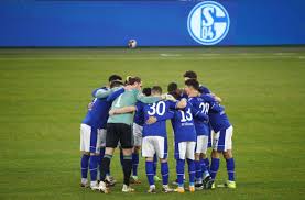 Schalke 04 brought to you by: Vfb Stuttgart Gegen Fc Schalke 04 Diese Schalker Kehren Traurig Nach Stuttgart Zuruck Vfb Stuttgart Stuttgarter Zeitung