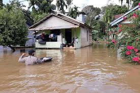 Kelar nonton jangan lupa di share mantabs. Ratusan Rumah Di Kalsel Dan Kalbar Terendam Banjir Warga Dievakuasi Halaman All Kompas Com