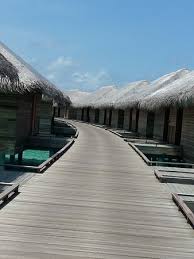 Maybe you would like to learn more about one of these? Acces Aux Bungalows Sur Pilotis Picture Of Cocoon Maldives Ookolhufinolhu Tripadvisor
