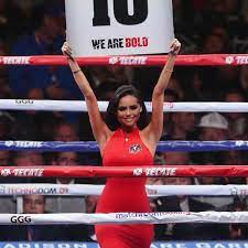 I saw on twitter a couple of hours ago a little interaction you had with triple h. Ring Girl Janira Kremets In Boxing Top Spot Fightmag