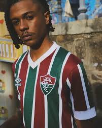Os tricolores terão pela frente duelos contra bahia e juventude. A Umbro Lancou As Camisas De Times Brasileiros Mais Bonitas De 2021