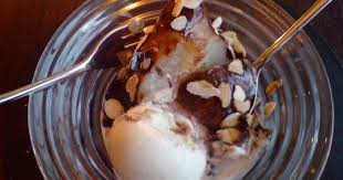 Poire belle helene trés bon dessert,, je le referais,,biz loic du 27 0679142668 a bientot ma suggestion : La Poire Belle Helene Une Recette De Dessert Classique Dont On Ne Se Lasse Pas