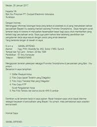 Tentu saja salah satu tujuan akhir dari belajar adalah mencari kerja dan menggunakan ilmu yang kita pelajari sebagai artikel kali akan memberikan contoh surat lamaran kerja baik dan benar baik itu umum, khusus. Starstruckgiverbouqu On Twitter 40 Contoh Surat Lamaran Kerja Yang Baik Dan Benar Lengkap Doc Https T Co Qmrkbqrol9