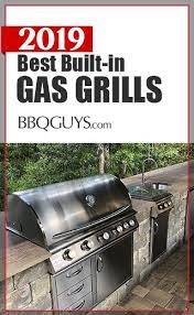 Our insert grills and insert grill cabinets are sure to elevate your outdoor cooking area. Best Built In Gas Grills For 2021 Top Rated Gas Grill Inserts Bbqguys Built In Gas Grills Outdoor Bbq Kitchen Diy Outdoor Kitchen