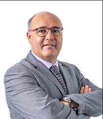 Dara Grant's Instagram, Twitter & Facebook