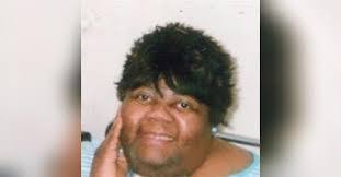 Inell Davis's Instagram, Twitter & Facebook