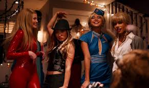 A but it's not all carpool and kombucha as georgia's past threatens her and her family's new way of life. Ginny Georgia Star Responds Amid Taylor Swift Controversy