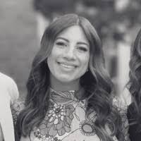 Mimi Allen's Instagram, Twitter & Facebook