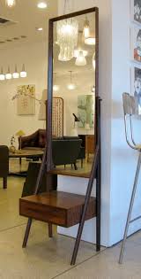 Hermosos Estilos De Espejos Y Donde Ponerlos Segun El Feng Shui Tipos De Espejos Espejos De Piso Espejos Para Habitacion