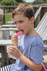 Pirate Radio 93.5 FM