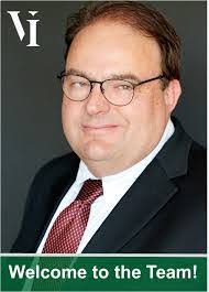 Timothy Cashen's Instagram, Twitter & Facebook