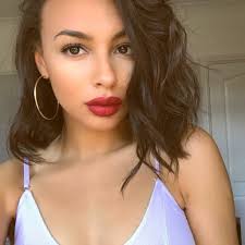 From Shore to Success: Mark and Abbie Taylor's Playa Bowls Financial  Journey