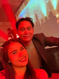 Together with our beloved bosses❤️ Cignal TV and TV5 CEO and President sir  Robert P. Galang ,Sing Galing President Boss Peter Dizon, Madam Isabella  Santillan,Boss Allan Sunga ,ate Ms .Jonalyn Viray and