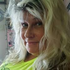 Susan Dennis's Instagram, Twitter & Facebook