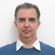 Dr. Bernardo Caldeira de Castro opiniões