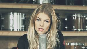 Davina michelle scoorde afgelopen jaar een megahit met duurt te lang dankzij haar deelname aan bedankt er werd al eerder gehint op davina michelle als mogelijke kandidaat voor het songfestival. Davina Michelle Heeft Geen Tijd Voor Eurovisiesongfestival Songfestival Be