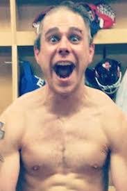 Lochlan Bell's Instagram, Twitter & Facebook