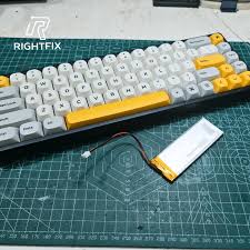 Thay pin bàn phím cơ chính hãng giá rẻ - RightFix
