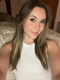 Older men do I even look pretty ? I barely get any likes ..💔