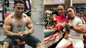 Maybe you would like to learn more about one of these? Kiáº¿n Cang Pháº¡m VÄƒn Mach Cung Angela PhÆ°Æ¡ng Trinh Trá»Ÿ Láº¡i Phong Gym Sau Táº¿t Ká»· Há»£i