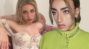 Dindar bir sevgilim var demişti! Mika Raun maskeli bir erkekle birlikte  olurken video paylaştı! - Magazin Haberleri