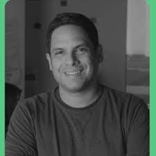 Luis Daniel's Instagram, Twitter & Facebook