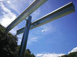 芹が谷公園の 虹と水の広場 は子供の水遊びに最高です 巨大な彫刻噴水から流れ出る滝のような水に子供はおおはしゃぎ ウォーターパーク 噴水 子供の水遊び