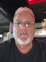 Chicago-style thin crust pizza recommendations in Flagler