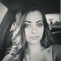 Ashlyn Ridenour's Instagram, Twitter & Facebook