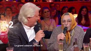 A team of journalists film the everyday life of christian bodin, 50, who lives with his mother and will get married soon. Les Bodin S Le Plus Grand Cabaret Sur Son 31 Facebook