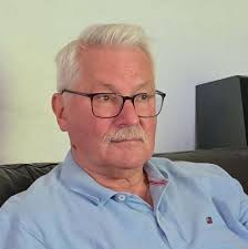 Does Globus sell scone mix or carry premade scones, as well as clotted  cream? Thanks!