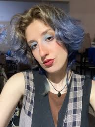 Artist seeking queer friendly housing in Santa Cruz