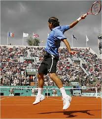Federer fans can bid on their hero's outfit from the 2009. French Open Switzerland Roger Federer In Action Vs Colombia Tennis Photography Roger Federer Tennis Workout