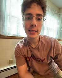 Angelina Dow's Instagram, Twitter & Facebook