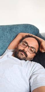 WHO'S WANNA DATE WITH ME TONIGHT🌃🌃