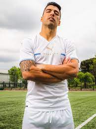 Só aqui no futemax você não vai perder nenhum lance da partida entre argentina e uruguai grátis sem travamentos. Novas Camisas Da Selecao Do Uruguai 2021 2022 Puma Mdf