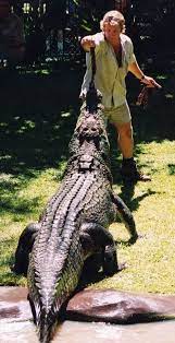 Steve irwin war ein australischer dokumentarfilmer, abenteurer und zoodirektor (spitzname the todesursache: 11 Jahre Nach Seinem Tod Familie Von Steve Irwin Ist Zuruck Im Tv