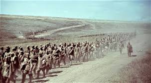 Июнь цветастый сразу канул в небыль, и смерть, вдруг, оттеснила жизнь, любовь. Nakanune 22 Iyunya 1941 Goda