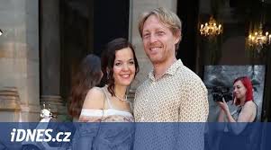 Karel janecek was born on july 26, 1973 in plzen, czechoslovakia. Miliardar Karel Janecek Pozadal O Ruku Knezku Liliu Idnes Cz