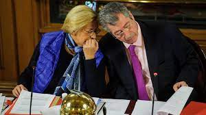 Jun 27, 2021 · isabelle balkany interpelle macron sur ses petites culottes on a le cul nu, mais les pieds au sec. Les 40 Ans De Mariage De Patrick Et Isabelle Balkany Amusent Les Internautes
