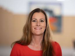 Beide bewerben sich heute um die nachfolge von katja kipping und bernd. Janine Wissler Aus Frankfurt Will Bundesvorsitzende Der Linken Werden Politik