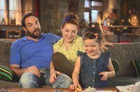 Fabien et emma permettront de donner une nouveau souffle à la série qui est toujours un succès auprès des téléspectateurs. Video Scenes De Menages M6 La Fille D Emma Et Fabien A Fait Sa Premiere Apparition