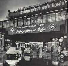 Berlin Bahnhof Friedrichstrasse 1960 Fotograf Unbekannt Friedrichstrasse Berlin Geschichte Berlin